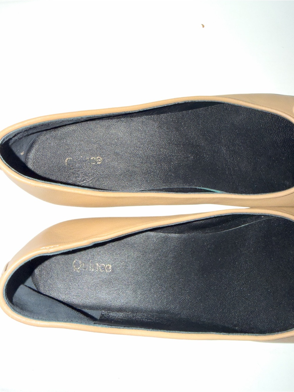 Quince Italian Leather Cap-Toe Ballet Flat Classic Two-Tone Bow Tan and Black 9 - Picture 3 of 12
